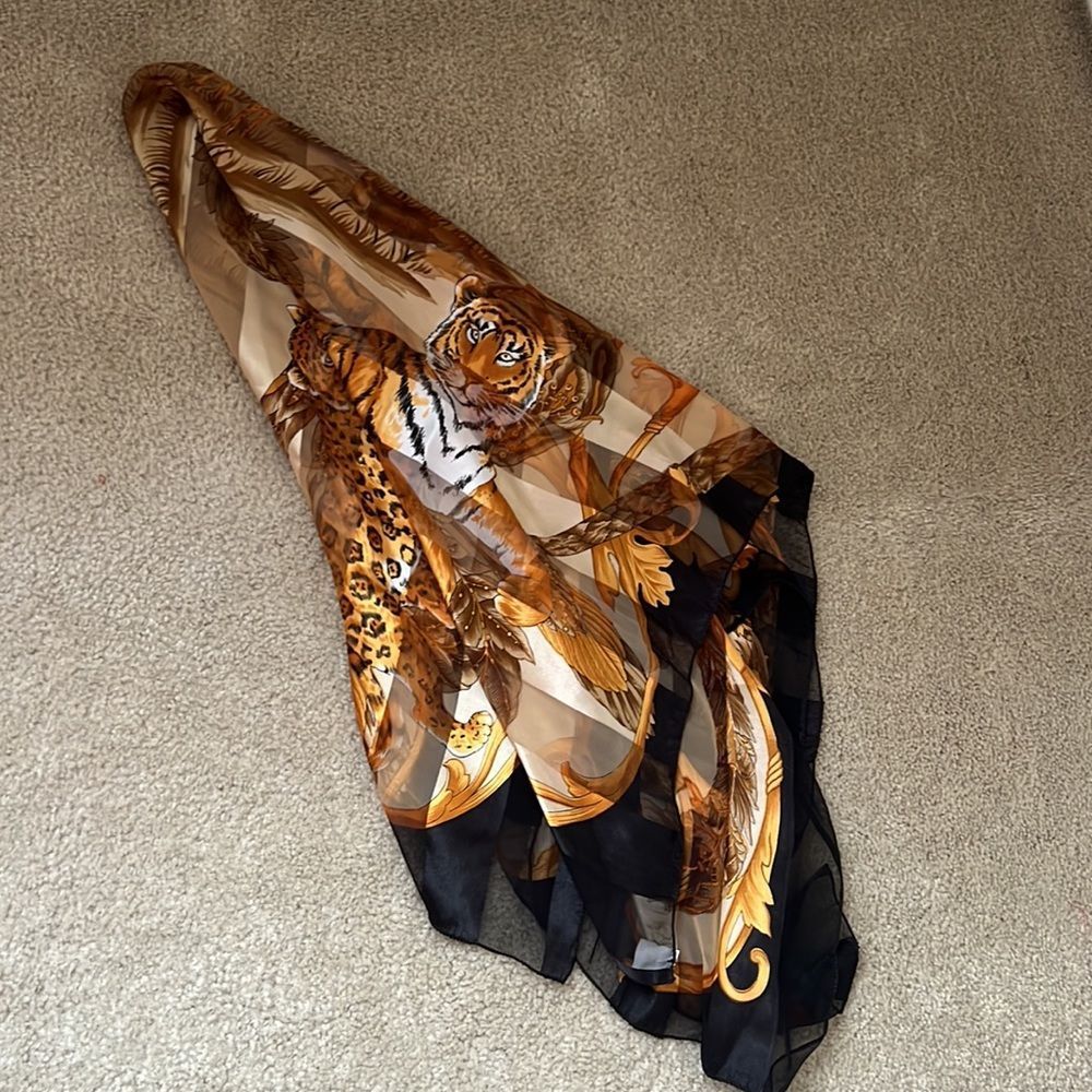 Safari Scarf - NWOT